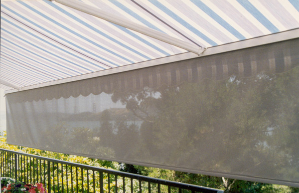 rectractable awnings